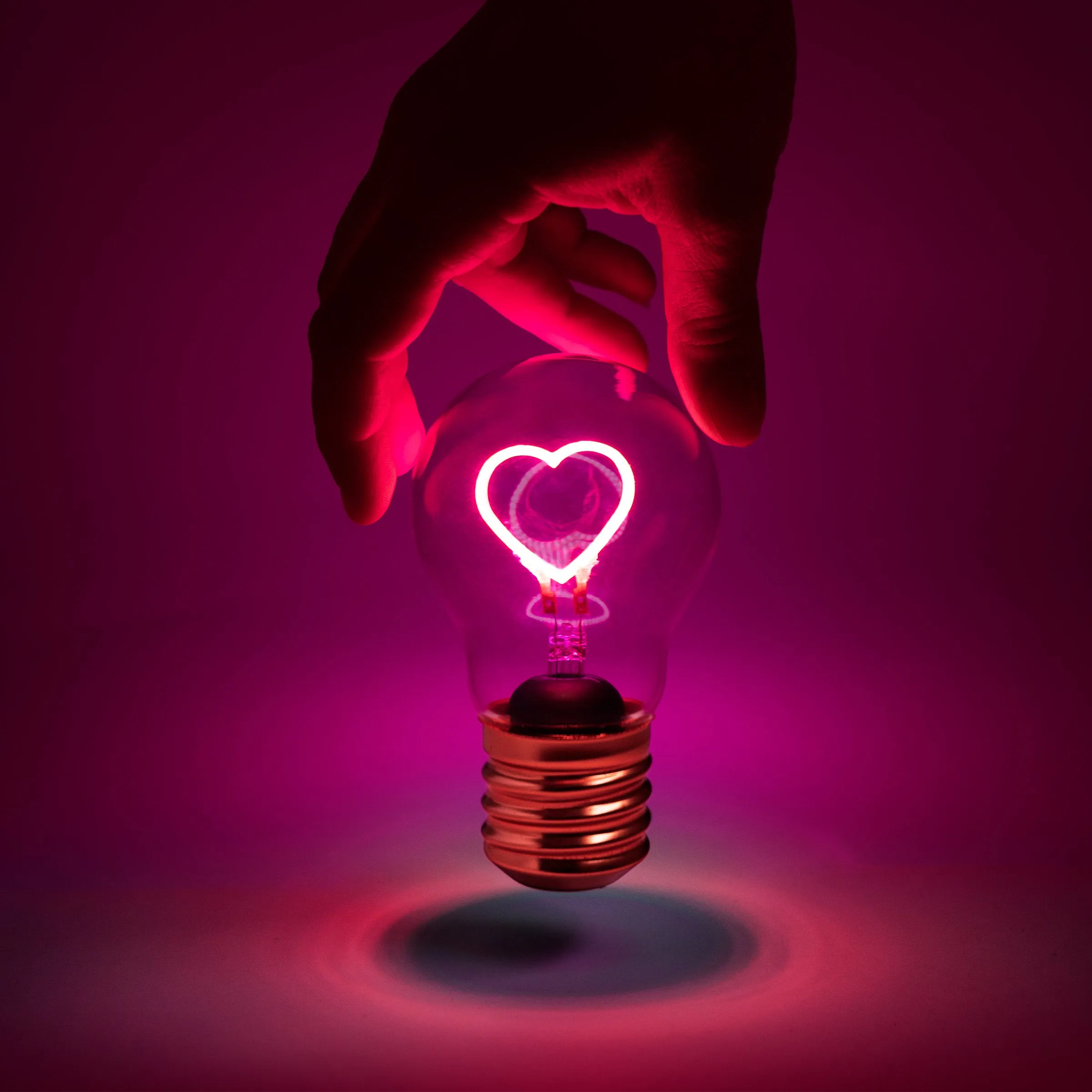 Cordless Heart Light Bulb